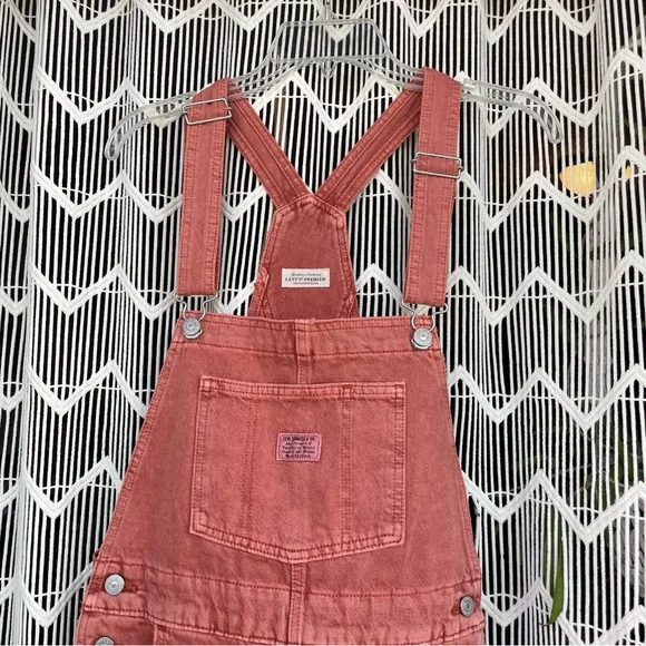Vintage Levi’s overalls - Picture 8 of 8